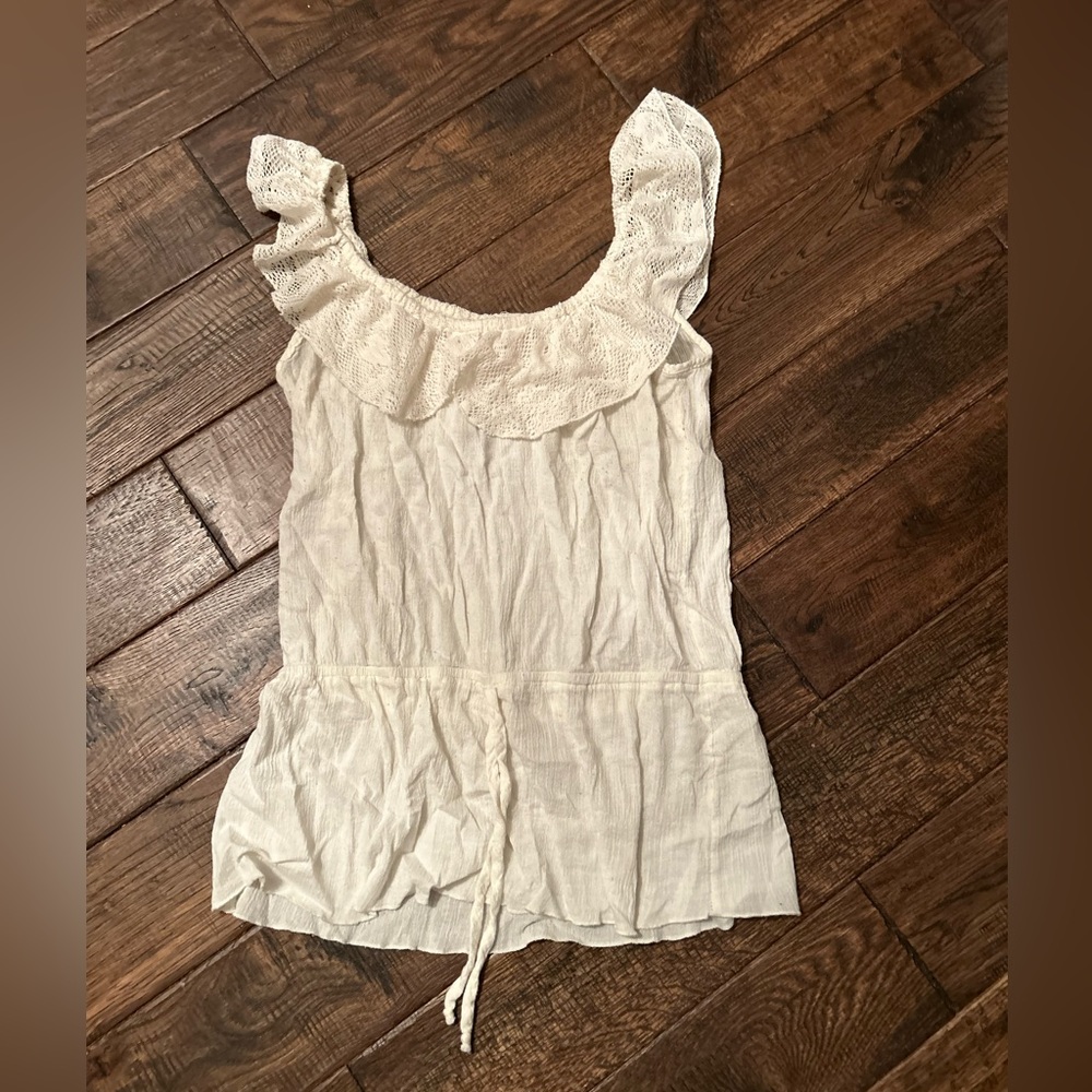 Ladies off shoulder option top cream color